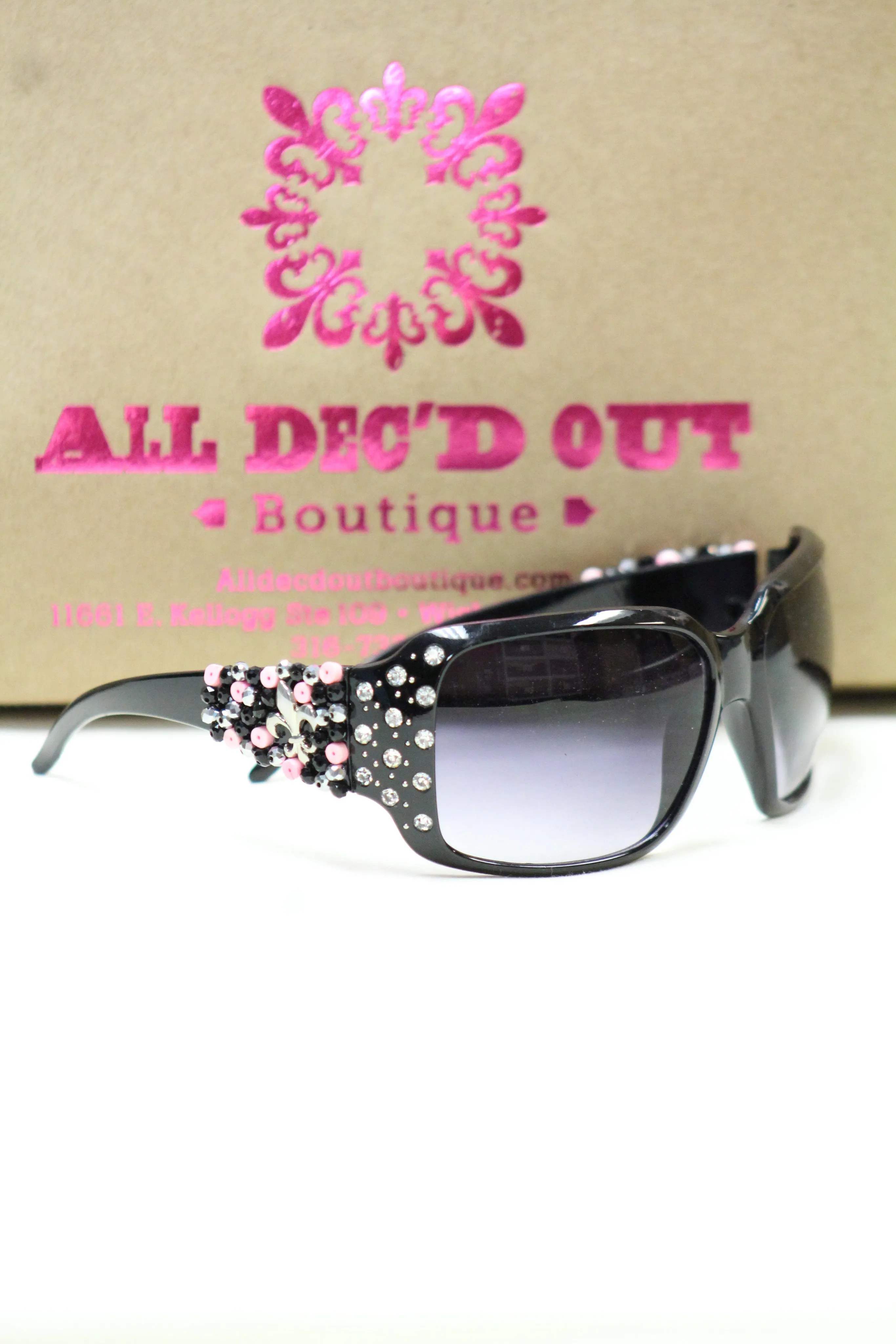 ADO | Customized Sunglasses Black with Pink Beads Silver Fleur De Lis