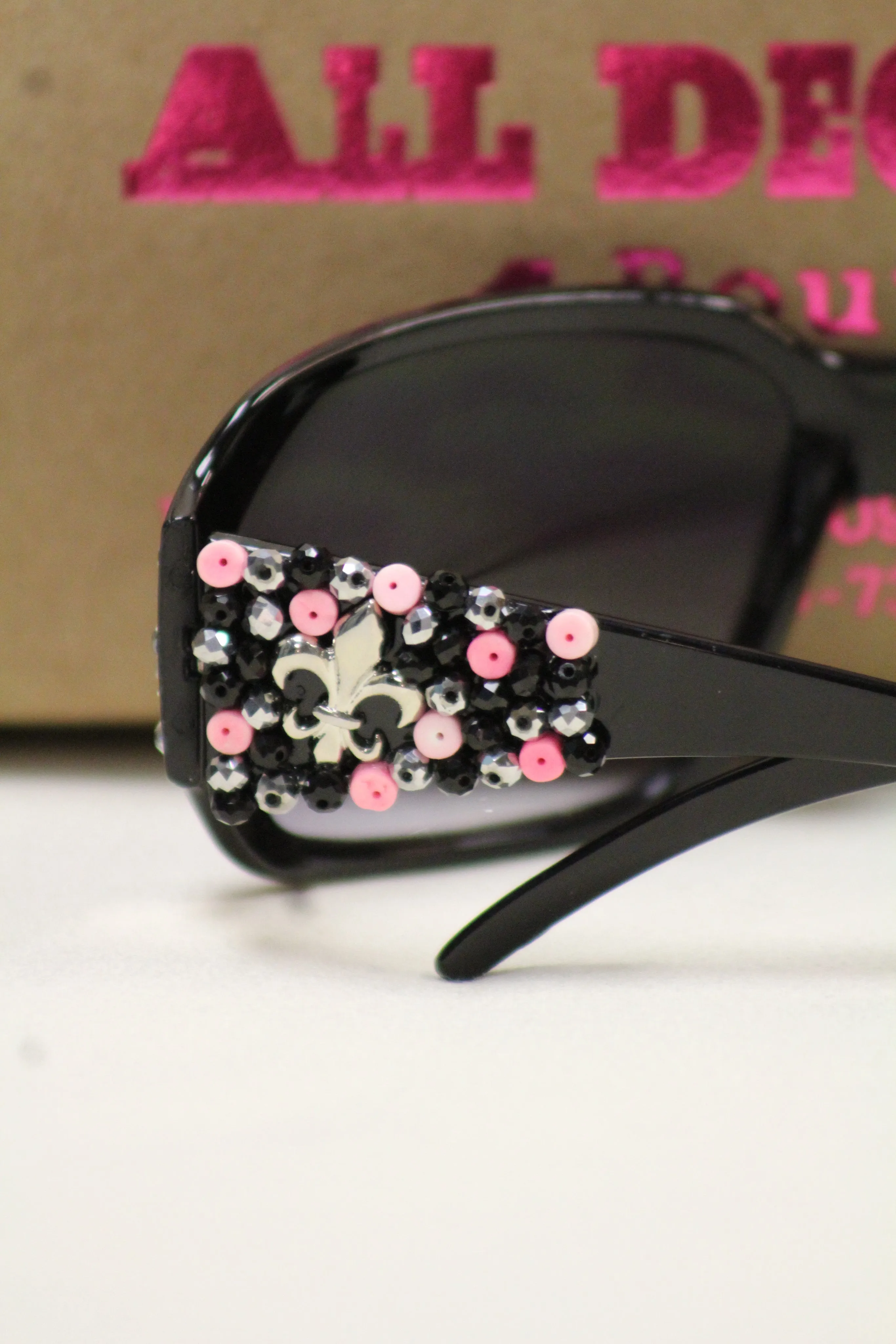 ADO | Customized Sunglasses Black with Pink Beads Silver Fleur De Lis