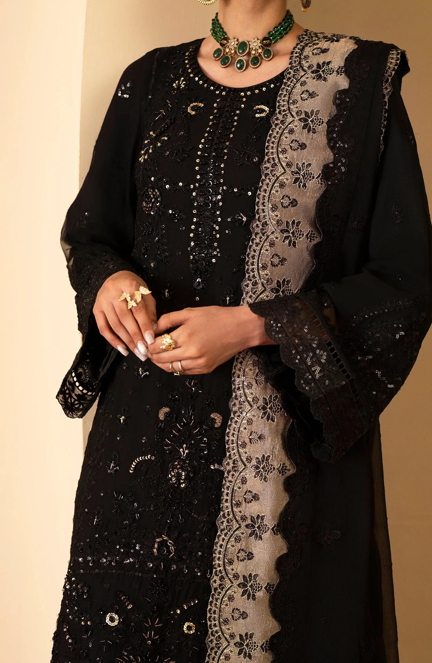 EMAAN ADEEL | Romansiyyah Luxury Formals' 24 | REHANI