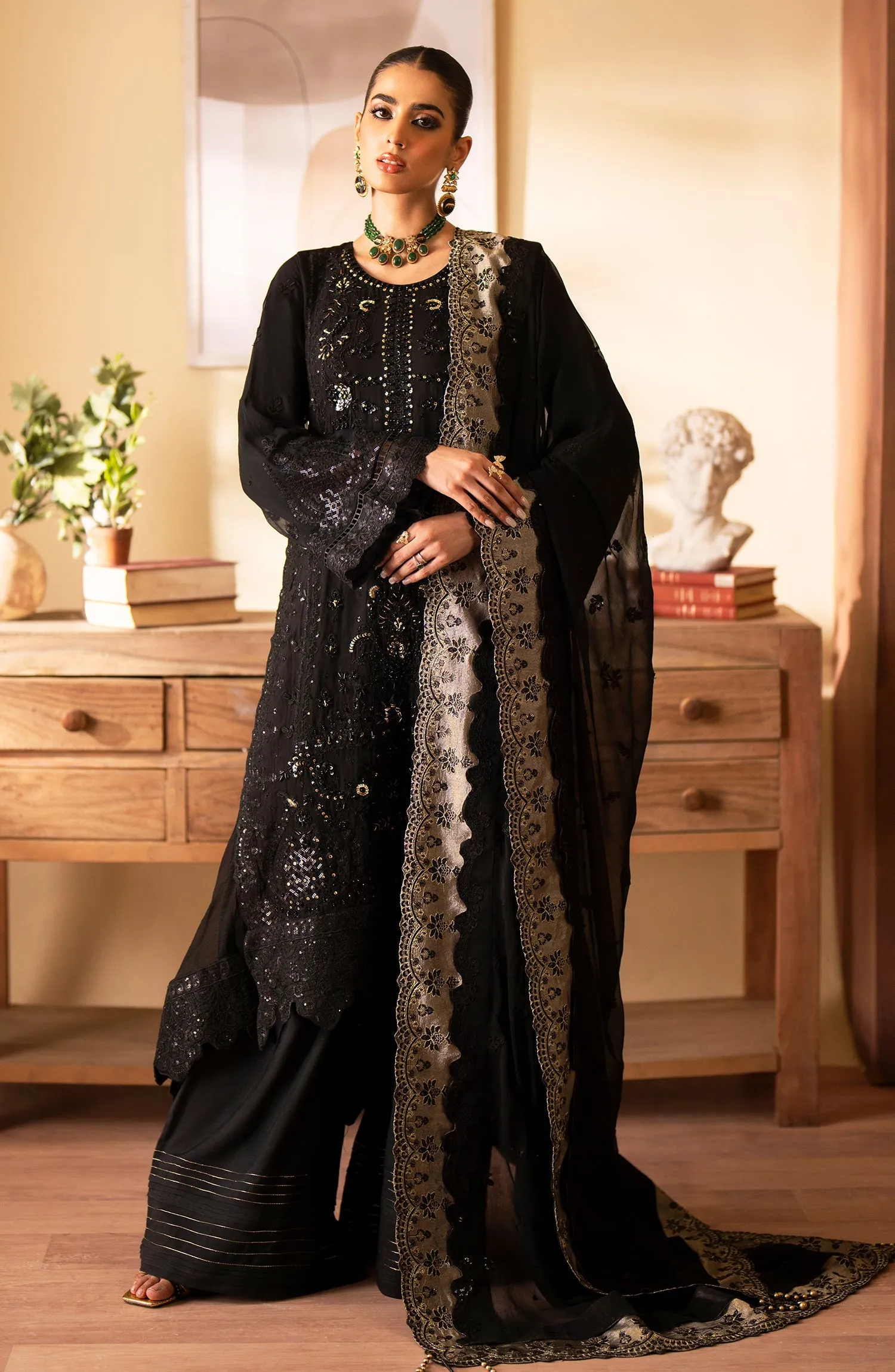 EMAAN ADEEL | Romansiyyah Luxury Formals' 24 | REHANI