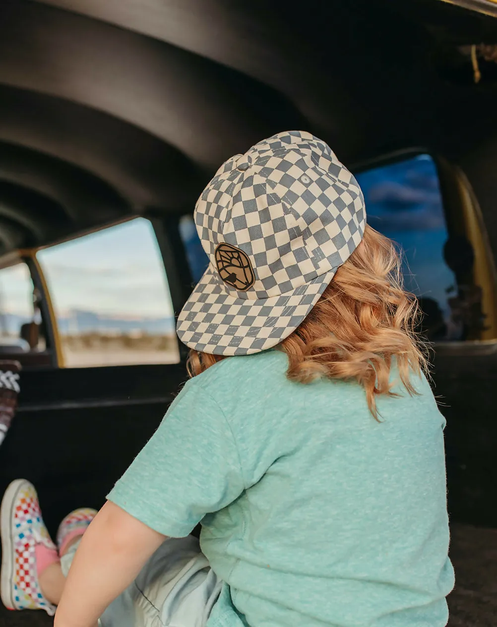 Mountain Bluebird Patch Checkered Blue Artist hat (kids)