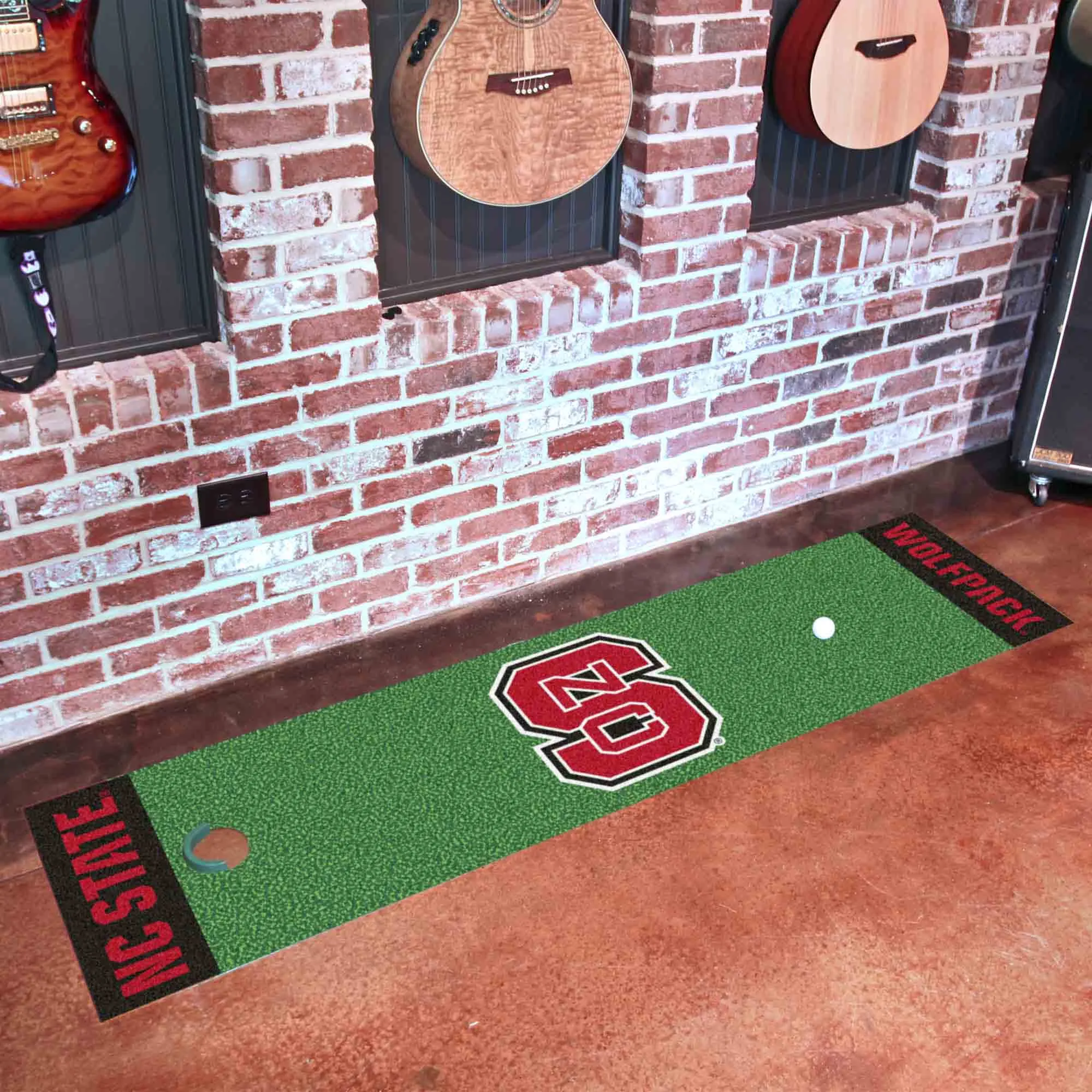 NC State University Putting Green Mat
