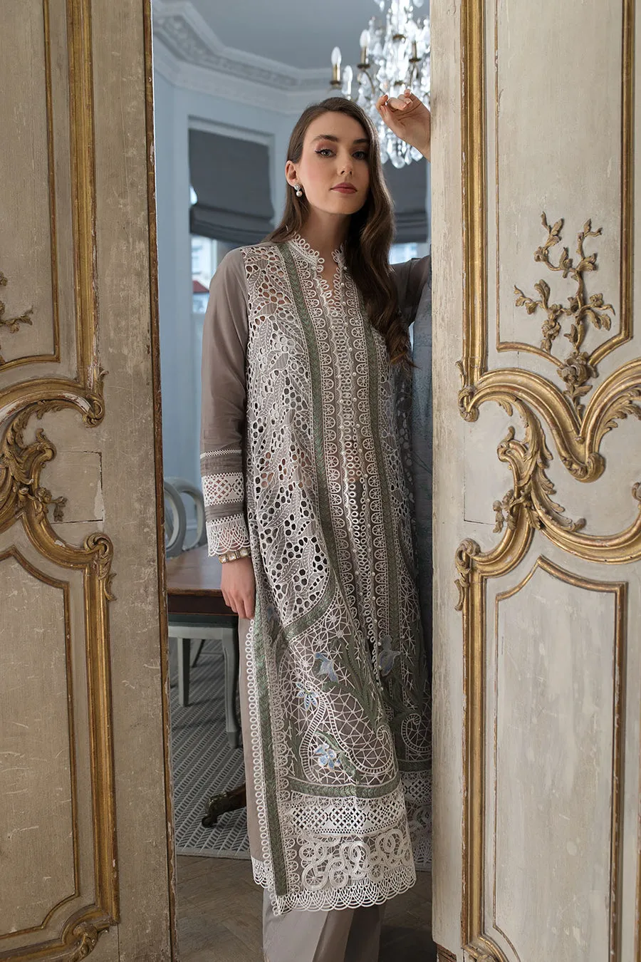 SOBIA NAZIR LUXURY LAWN 2024 | 11B