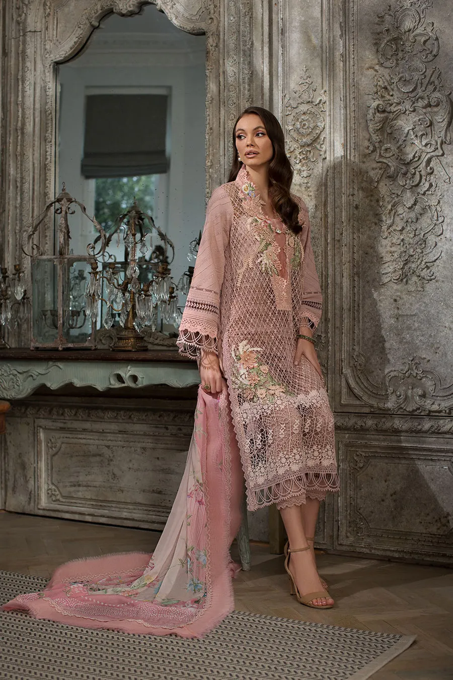 SOBIA NAZIR LUXURY LAWN 2024 | 7B