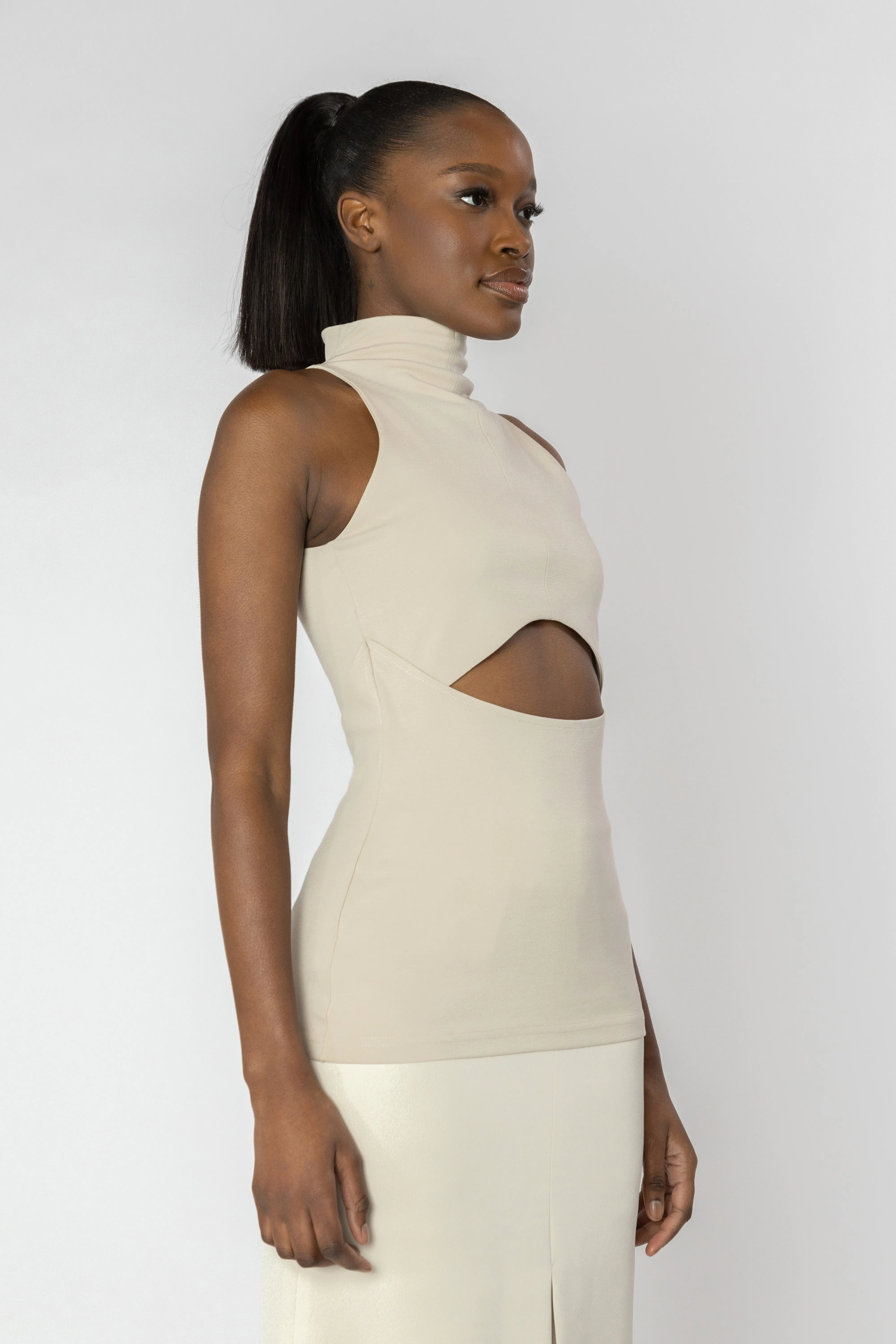 TERASU Halter Cut-out Knit Top