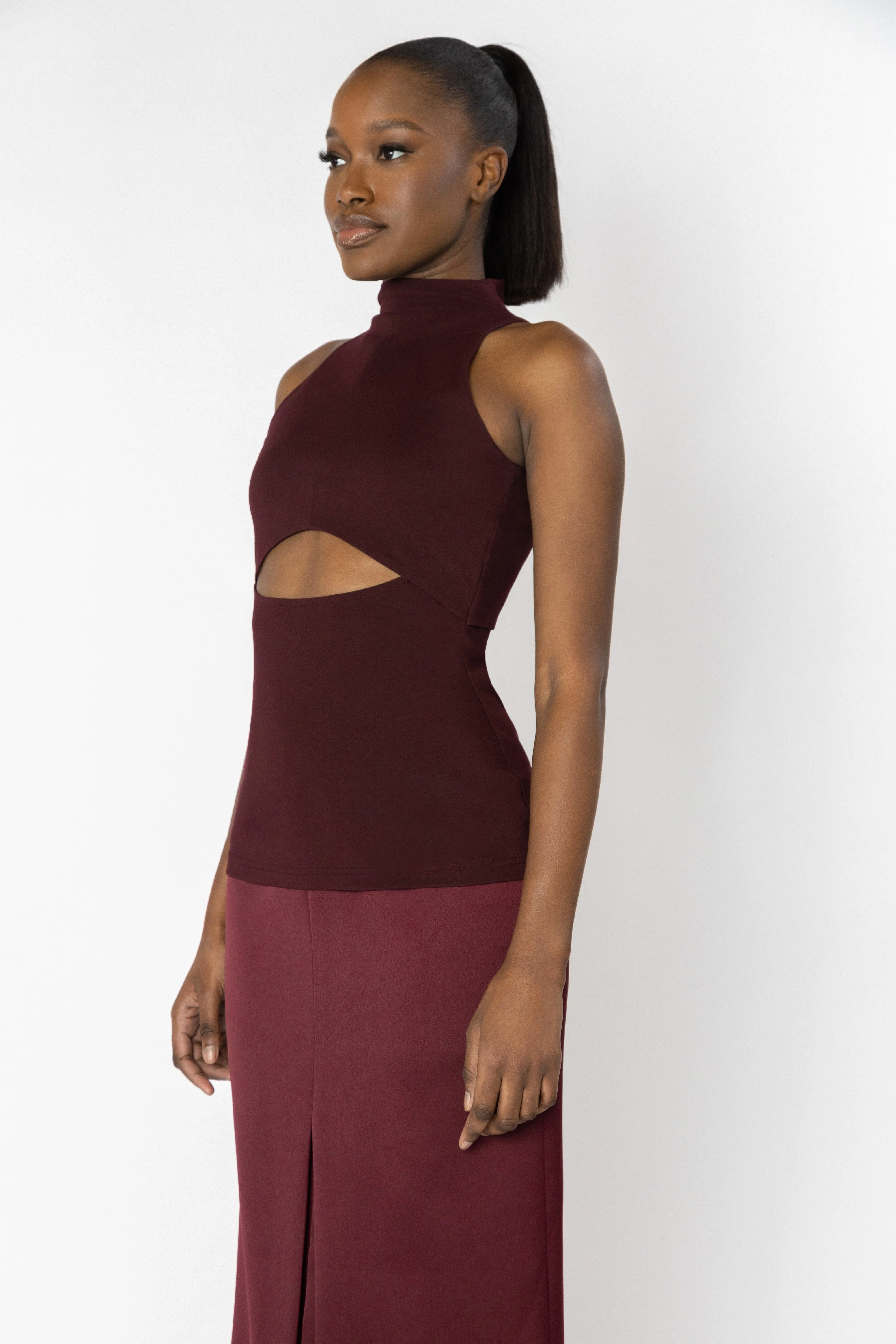 TERASU Halter Cut-out Knit Top