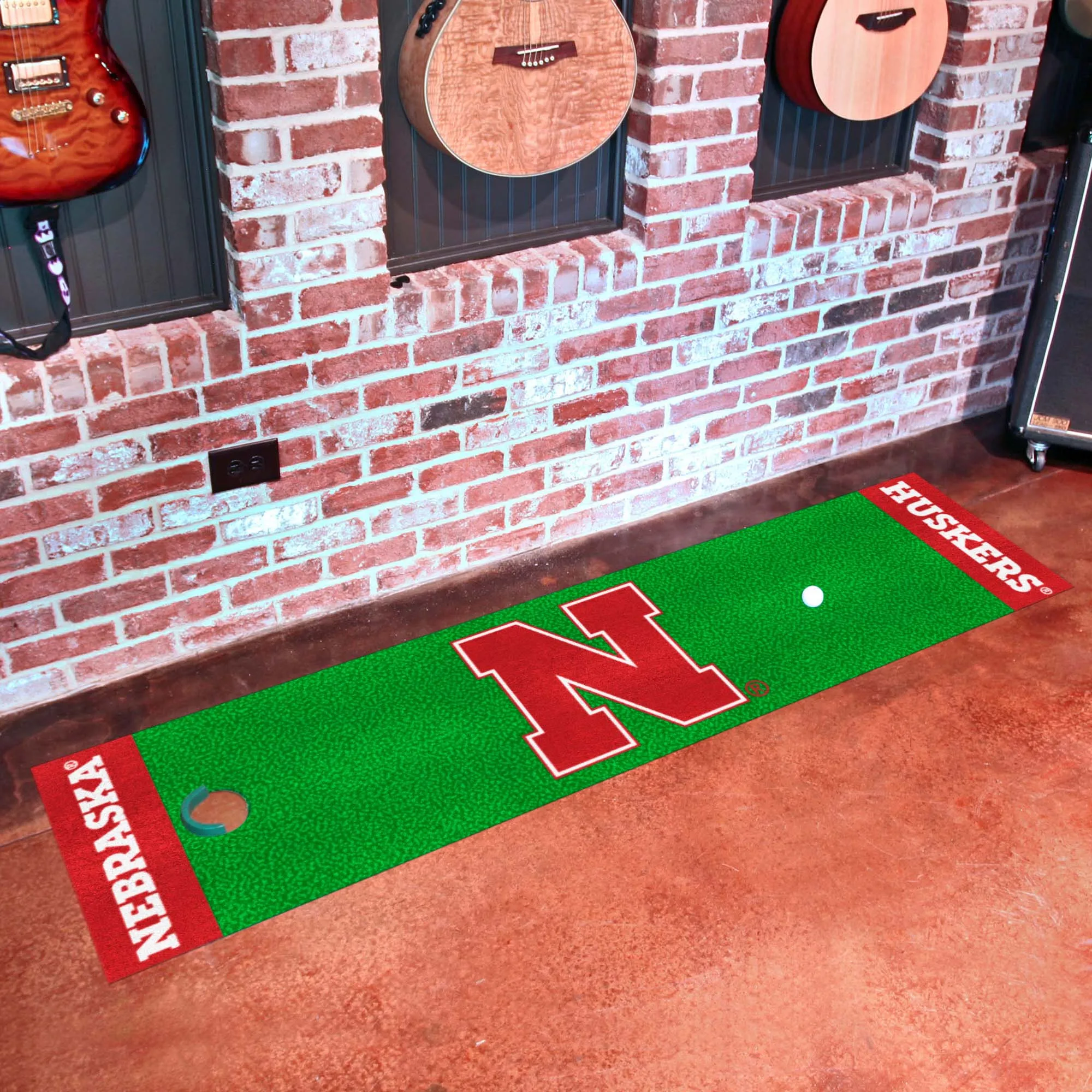University of Nebraska Putting Green Mat