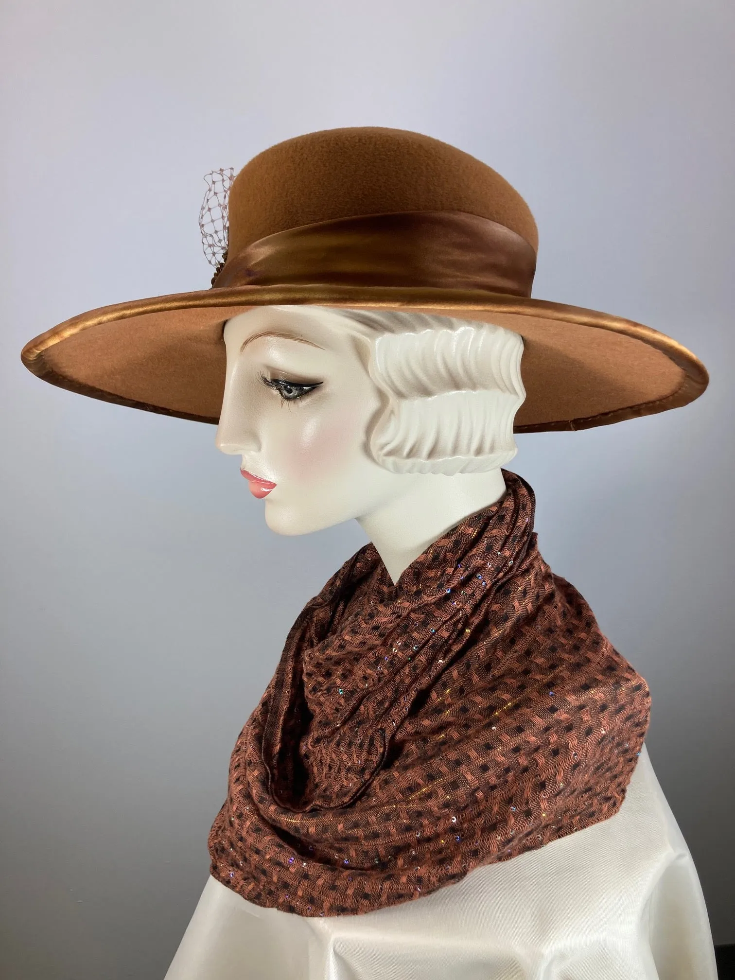 Women's camel winter hat. 1920s style Downton Abbey Caramel wide brim hat. Ladies wool felt statement fashion hat.