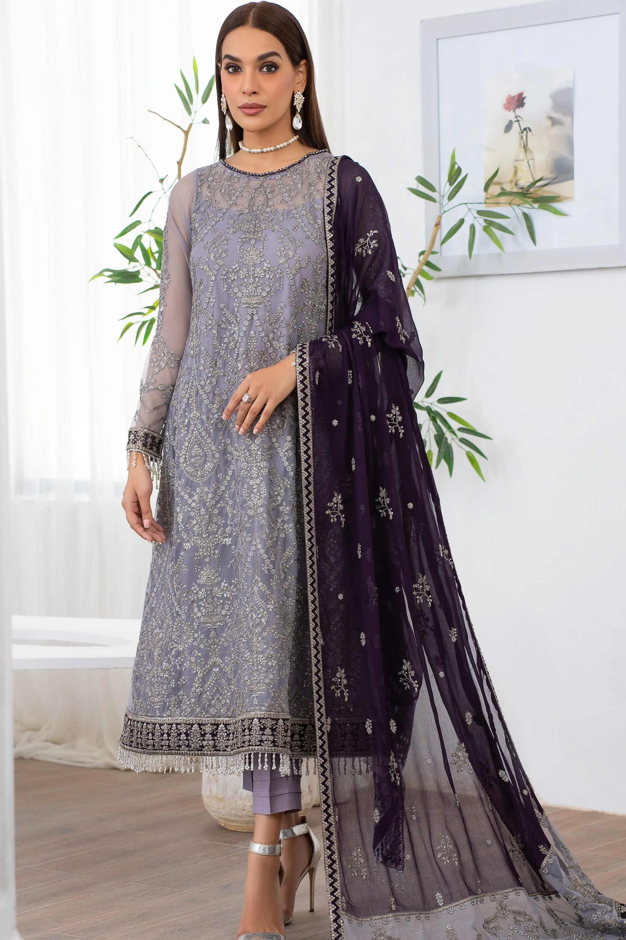 ZLM 08 AYMEL | Zarif Meeral Luxury Formals collection.