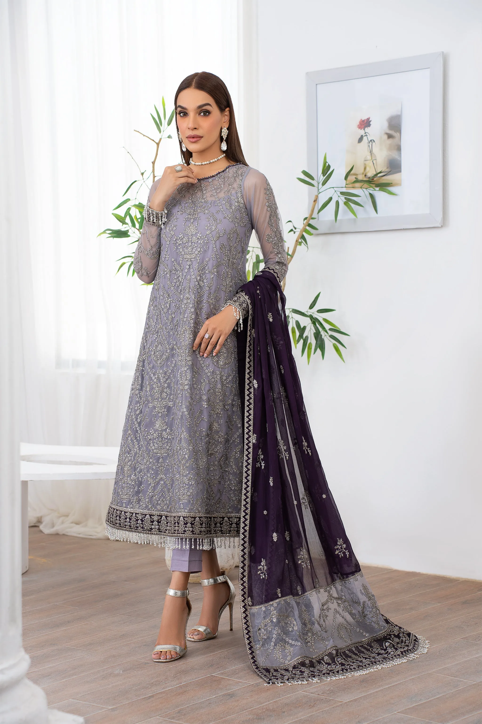 ZLM 08 AYMEL | Zarif Meeral Luxury Formals collection.
